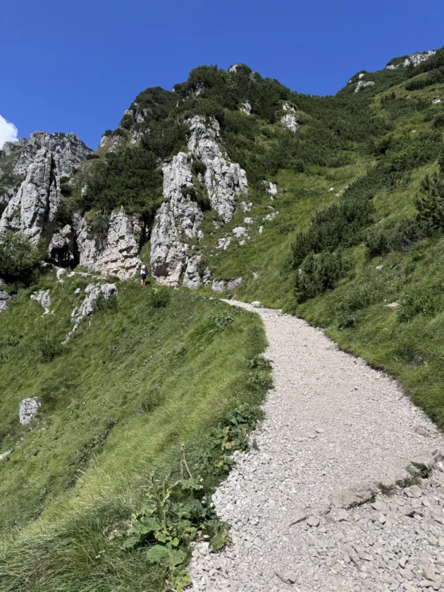 La Strada delle 52 Gallerie del Pasubio: guida al trekking più spettacolare delle Piccole Dolomiti52 Gallerie del Pasubio: trekking nelle Piccole Dolomiti 14 IMG 1666