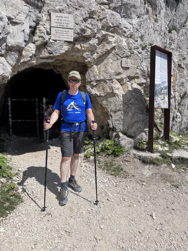 Recensione Salomon Saliba: Comodità e Grip su 50 km nelle Piccole Dolomiti e Sentiero 52 Gallerie 5 Recensione Salomon Saliba all'uscita della Galleria numero 52